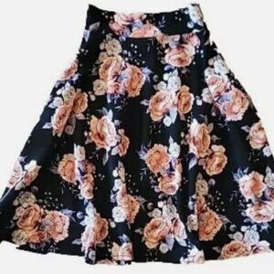 Black & Floral Flounce Skirt w/Pockets